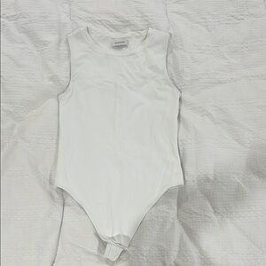Aritzia Babaton White Bodysuit